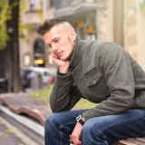 卑屈になる心理とは 卑屈な人の特徴 自虐的な性格を改善する方法を解説 Smartlog 卑屈になる心理とは 卑屈な人の特徴 自虐的な性格を改善する方法を解説 Smartlog