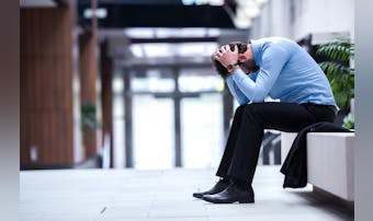 ストレスが溜まるとどうなる?よくあ...