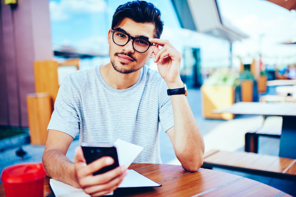 洞察力と観察力の違いとは 洞察力がある人の特徴と鍛える方法を解説 Smartlog 洞察力と観察力の違いとは 洞察力がある人の特徴と鍛える方法を解説 Smartlog
