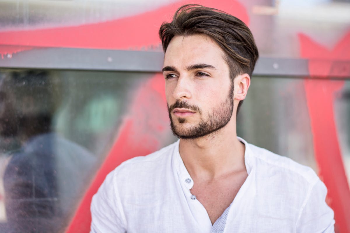 おでこが広いと言われる基準とは 広さをいかして美人 イケメン男性になる方法も紹介 Smartlog おでこが広いと言われる基準とは 広さをいかして美人 イケメン男性になる方法も紹介 Smartlog