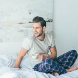 結婚しない男女が増加する理由とは?独身を続...