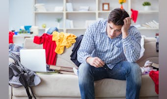 物を捨てられない人の心理とは?断捨...