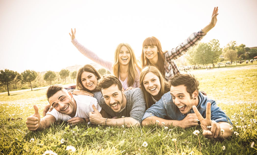 社会人 友達を作る8つの方法 簡単に友達関係を築くコツも解説 Smartlog