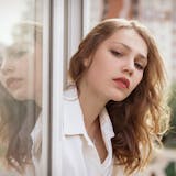 ヤンデレの意味とは?ヤンデレ彼女の特徴とメ...