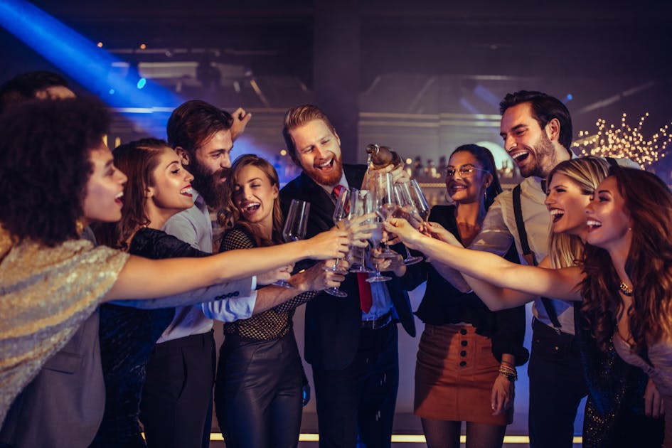 合コンさしすせそ は効果的 男性にモテる理由と使う時の注意点を解説 Smartlog