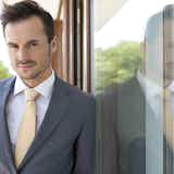 “短絡的”の意味とは?短絡的思考になる原因/慎重になる改善方法を解説