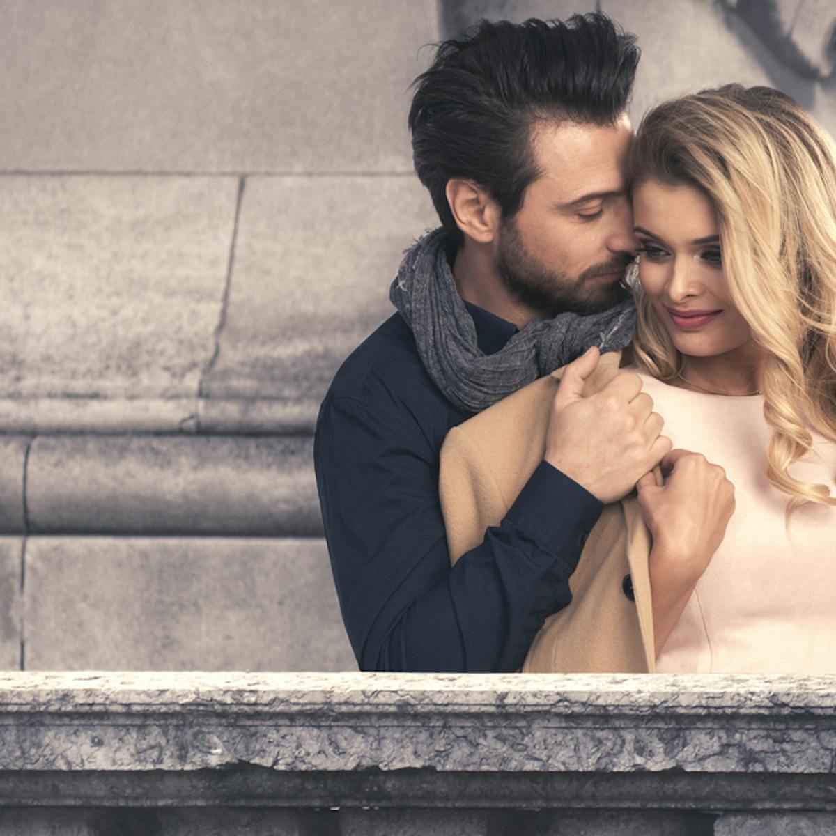 老婆フェチ画像 熟女好きな男性の特徴11選。おばさんを好きになる男性心理&熟女の魅力を解説 | Smartlog