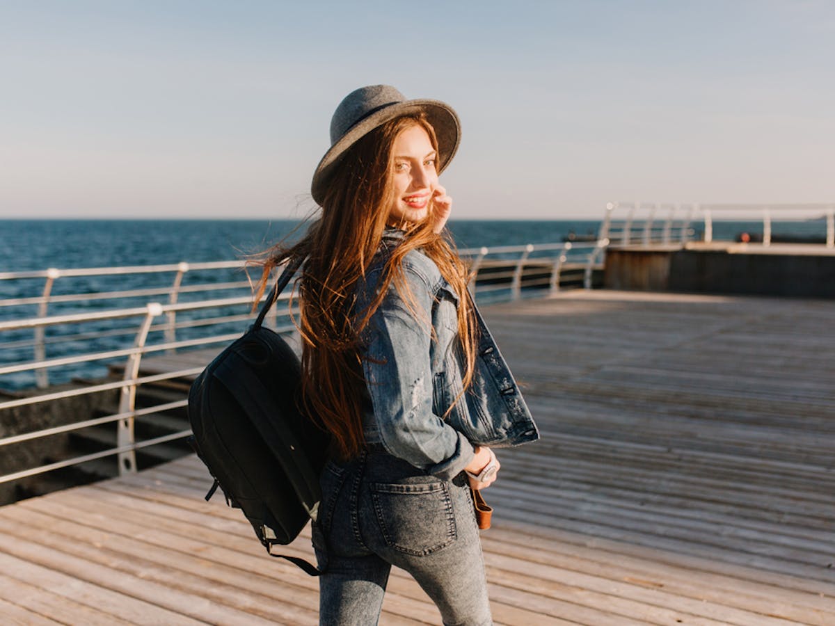 華奢 とはどういう意味 華奢な人の特徴 体の線が細い女性がモテる理由も解説 Smartlog 華奢 とはどういう意味 華奢な人の特徴 体の線が細い女性がモテる理由も解説 Smartlog