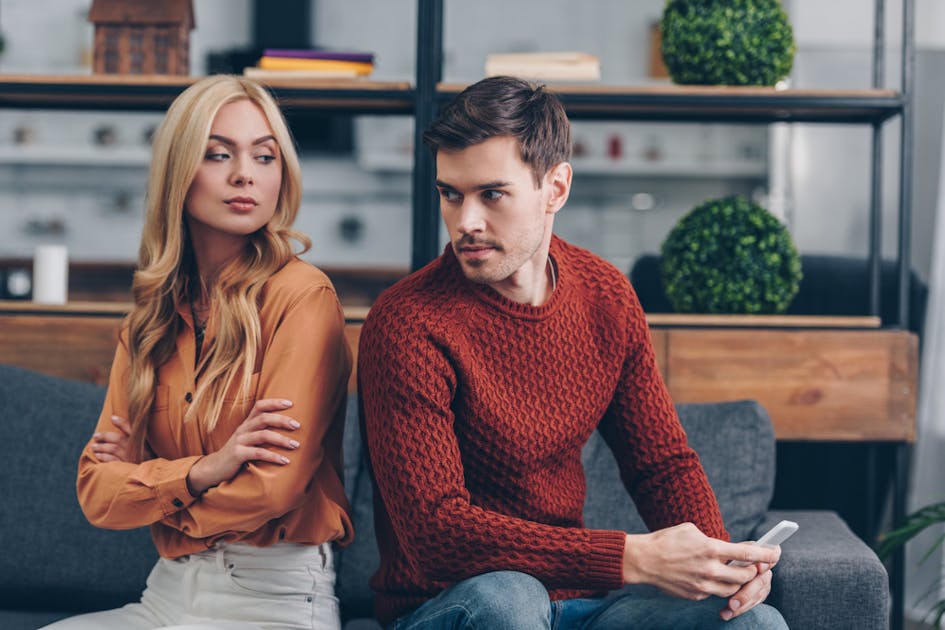 よそよそしい人の心理とは よそよそしい態度の原因 距離の縮め方を解説 Smartlog