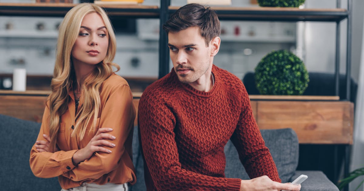 よそよそしい人の心理とは よそよそしい態度の原因 距離の縮め方を解説 Smartlog