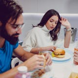 人といると疲れる原因とは?人付き合いでスト...