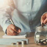 お金が貯まる人の習慣とは?貯金できない人の...