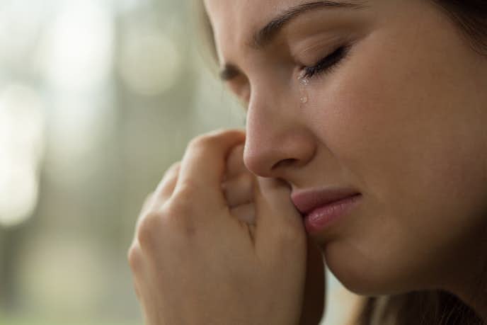 叶わない恋でも諦められない 叶わぬ恋をして辛い女性に贈る対処法と失恋の名言集 Smartlog 叶わない恋でも諦められない 叶わぬ恋をして辛い女性に贈る対処法と失恋の名言集 Smartlog