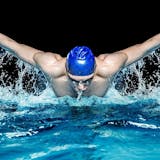 水泳で筋トレ効果を高める秘訣｜水中で筋肉を...