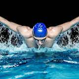 水泳で筋トレ効果を高める秘訣｜水中で筋肉を鍛えるメニューを解説