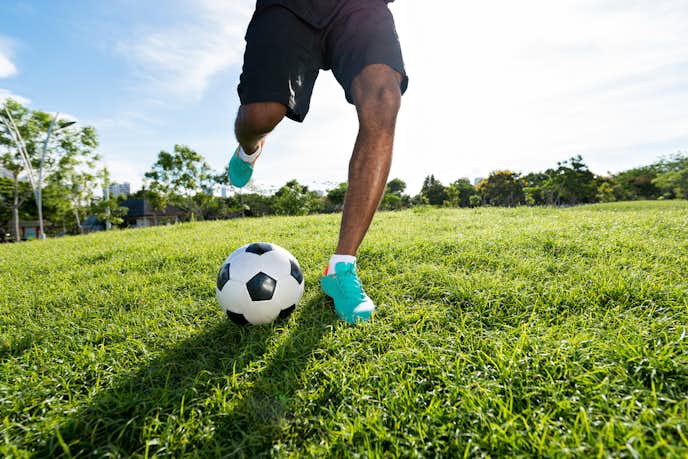 サッカーが上達する筋トレメニュー 必要な筋肉を鍛える効果的な方法とは Smartlog