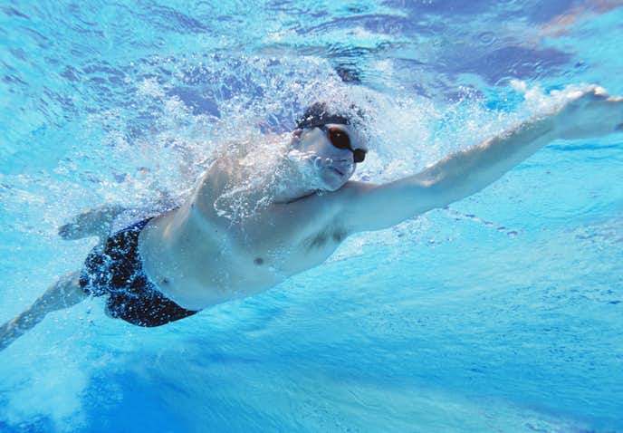短期間で痩せる効果的な運動メニュー：水泳ダイエット