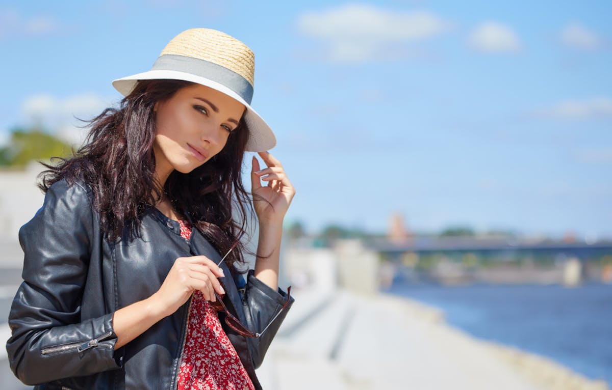 好きだけど嫌い な女性の心理とは 複雑な気持ちの対処法も解説 Smartlog 好きだけど嫌い な女性の心理とは 複雑な気持ちの対処法も解説 Smartlog