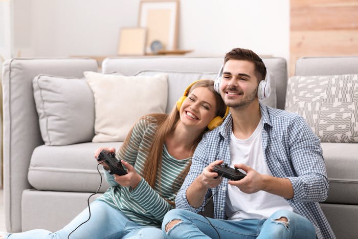 ゲーム好きな人の心理 特徴とは ゲーマーな恋人と上手な付き合い方を紹介 Smartlog