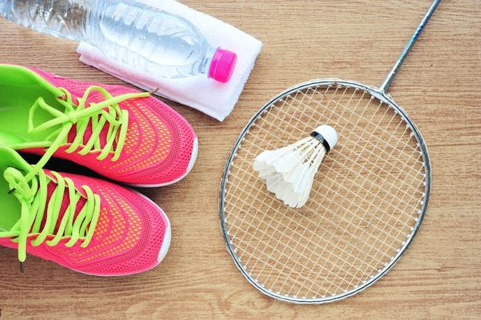 バドミントンシューズおすすめ12選 初心者が履きやすい靴の選び方とは Smartlog バドミントンシューズおすすめ12選 初心者が履きやすい靴の選び方とは Smartlog