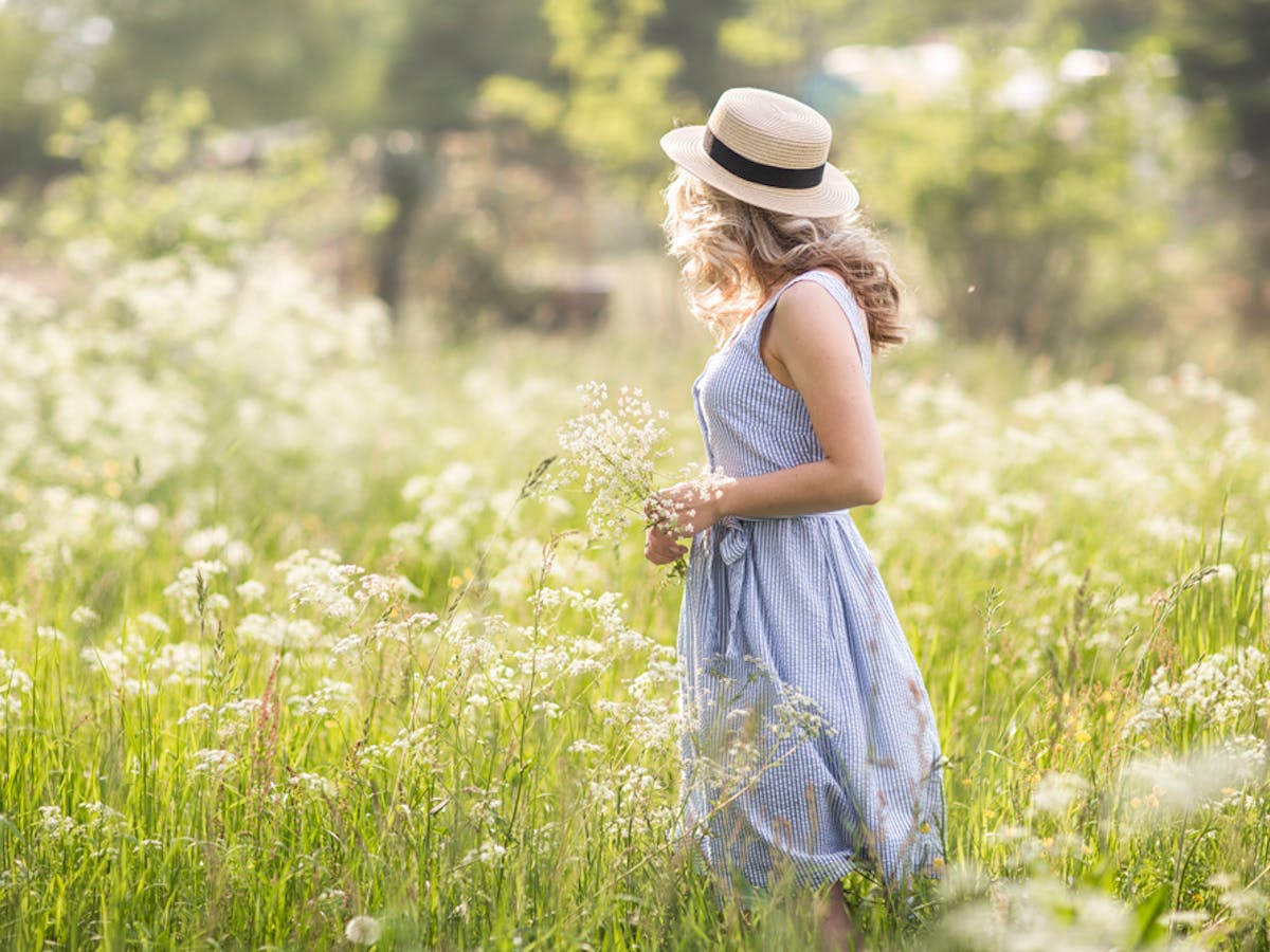 健気 の意味とは 健気な女性の特徴 男性からモテる4つの理由 Smartlog 健気 の意味とは 健気な女性の特徴 男性からモテる4つの理由 Smartlog