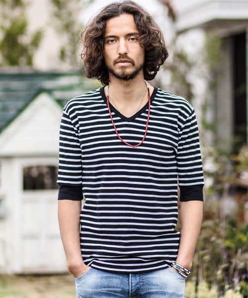 程よいセクシー感が魅力的 男らしいvネックtシャツ4選 Smartlog 程よいセクシー感が魅力的 男らしいvネックtシャツ4選 Smartlog