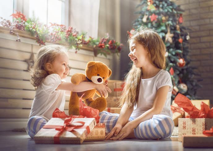 低学年 小学生の女の子が喜ぶクリスマスプレゼントランキング 小1 小2 小3向けのアイテム集 最高のクリスマスプレゼント21 By Smartlog