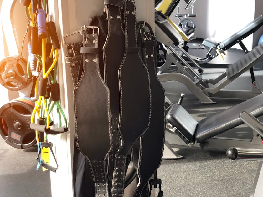 トレーニングベルトのおすすめ 選び方 筋トレ効果upの人気グッズを厳選 Smartlog トレーニングベルトのおすすめ 選び方 筋トレ効果upの人気グッズを厳選 Smartlog