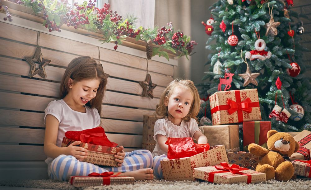 2歳の子供が喜ぶ実用的なクリスマスプレゼント集｜女の子＆男の子