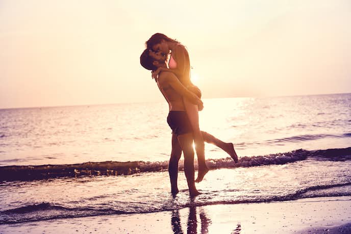 男友達にキスされた 本心の確かめ方 突然キスされた時の対処法とは Smartlog 男友達にキスされた 本心の確かめ方 突然キスされた時の対処法とは Smartlog