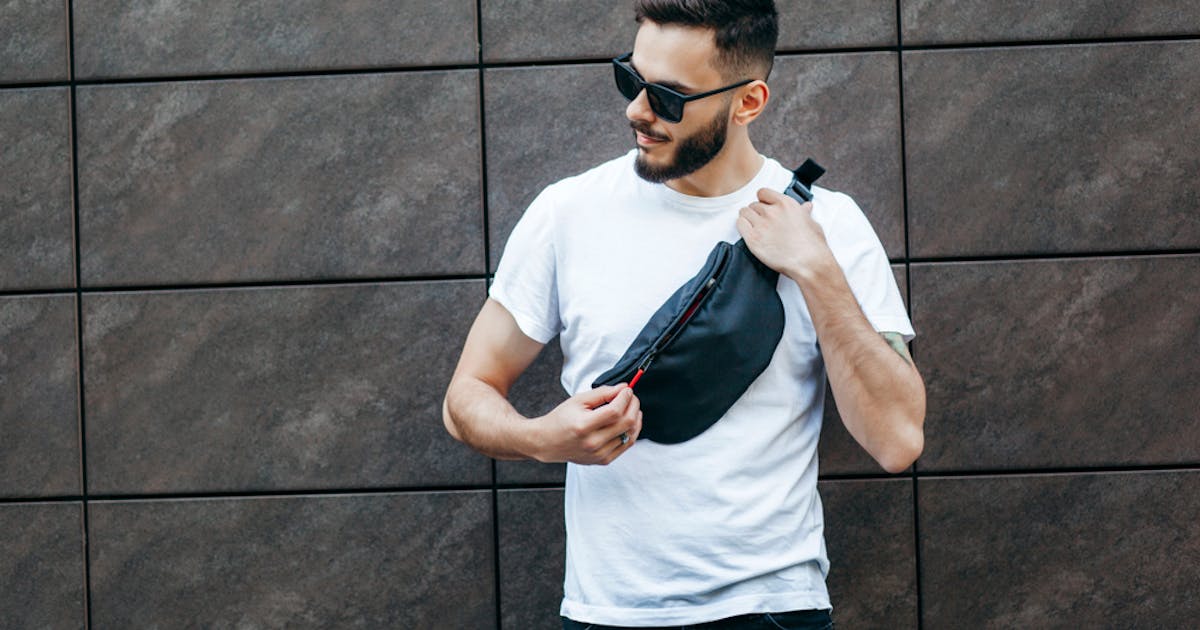 メンズ サコッシュの人気おすすめブランド 大人男子が似合うおしゃれバッグとは Smartlog メンズ サコッシュの人気おすすめブランド 大人男子が似合うおしゃれバッグとは Smartlog