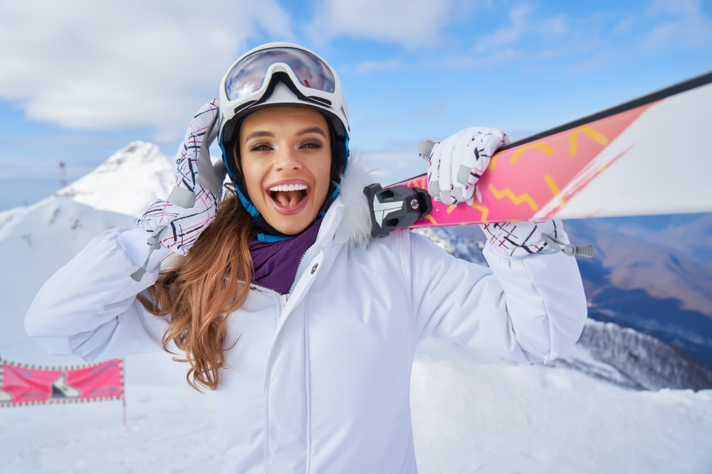 レディース】スキーウェアの人気おすすめ比較。激安／高級ブランド商品を解説 | セレクト by Smartlog
