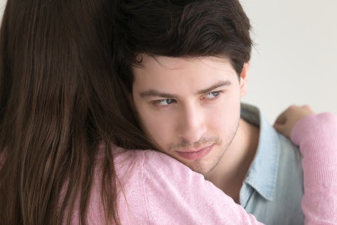 結婚すべきでないバツイチ彼氏は浮気癖のある人