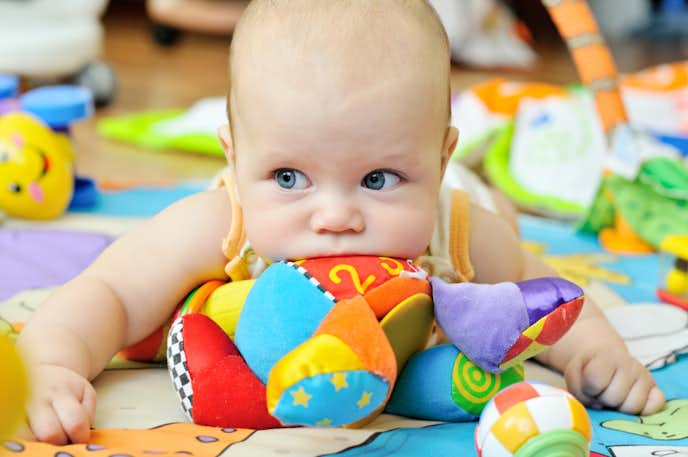 0歳の赤ちゃん向けの人気おすすめ知育玩具