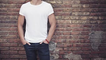 メンズ おすすめ白tシャツ人気ブランド14選 使えるおしゃれな1枚を Smartlog