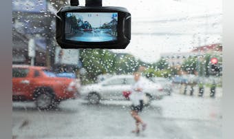 車用ハイテクグッズおすすめ20選。...
