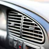 車用空気清浄機のおすすめ9選。花粉やタバコの臭いなどに効果的な人気家電とは