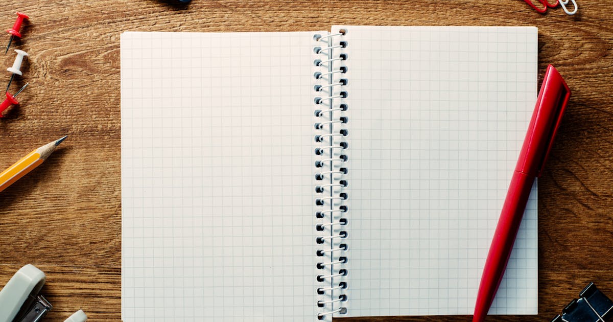 方眼ノートの人気おすすめ12選 書きやすさ抜群の最強筆記帳とは Smartlog 方眼ノートの人気おすすめ12選 書きやすさ抜群の最強筆記帳とは Smartlog