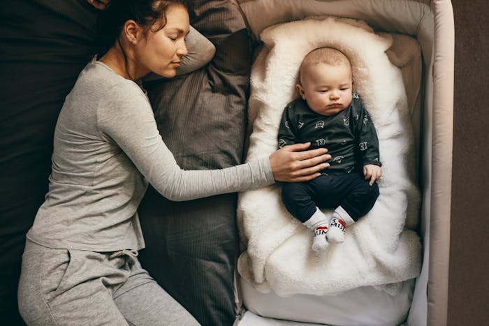ベッドインベッドの人気おすすめランキング 赤ちゃんと安全に添い寝できる商品とは Smartlog