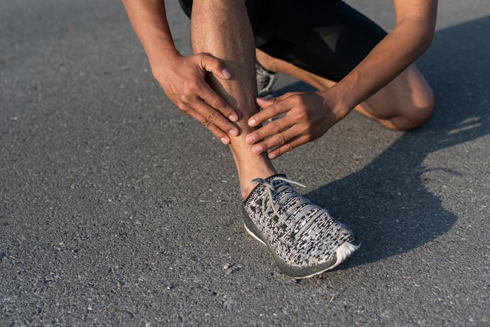 トゥレイズの効果的なやり方 すねの筋肉を鍛える正しい筋トレ方法とは Smartlog