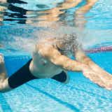 【水泳で脚やせ】プールがダイエットにおすすめの理由＆効果的なメニューとは？