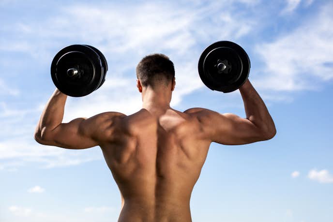 背筋に効果的な腹筋ローラーメニュー集 背中の筋肉を肥大する鍛え方とは Smartlog