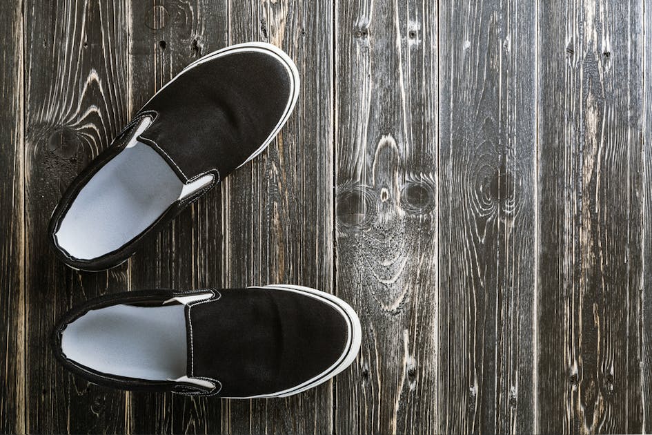 スリッポンのメンズブランドおすすめ人気ランキング おしゃれ度が上がるアイテム集 Smartlog スリッポンのメンズブランドおすすめ人気ランキング おしゃれ度が上がるアイテム集 Smartlog