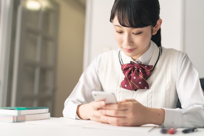 英文法の勉強に役立つおすすめアプリ15選 英語学習に便利な人気アプリとは Smartlog 英文法の勉強に役立つおすすめアプリ15選 英語学習に便利な人気アプリとは Smartlog