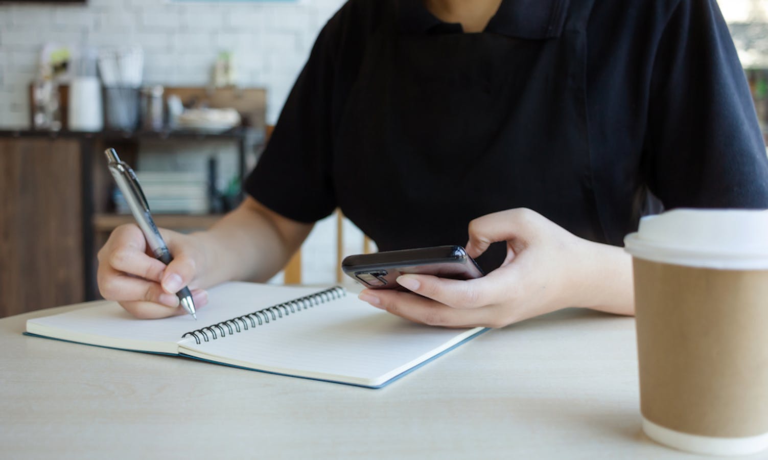 分度器アプリのおすすめ5選 角度をスマホで正確に測れる人気アプリを紹介 セレクト 分度器アプリのおすすめ5選 角度をスマホで正確に測れる人気アプリを紹介 セレクト