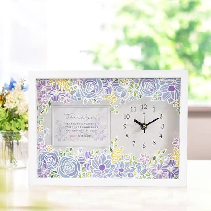 結婚式で両親に贈る時計のプレゼントはメッセージ付　お花プリントフォトフレーム時計
