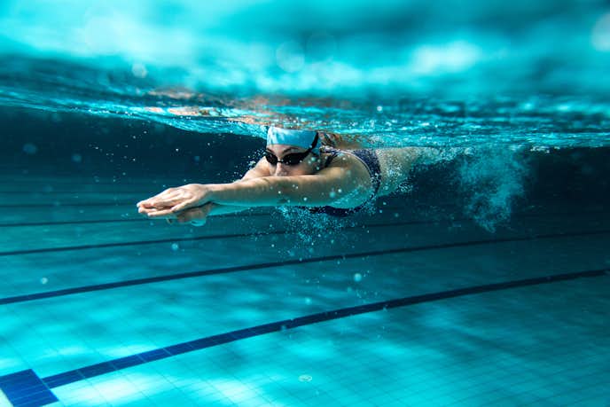 水泳は脚やせに効果的なの？