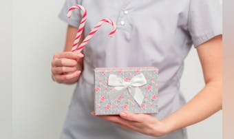 看護師の女性が喜ぶプレゼント特集。...