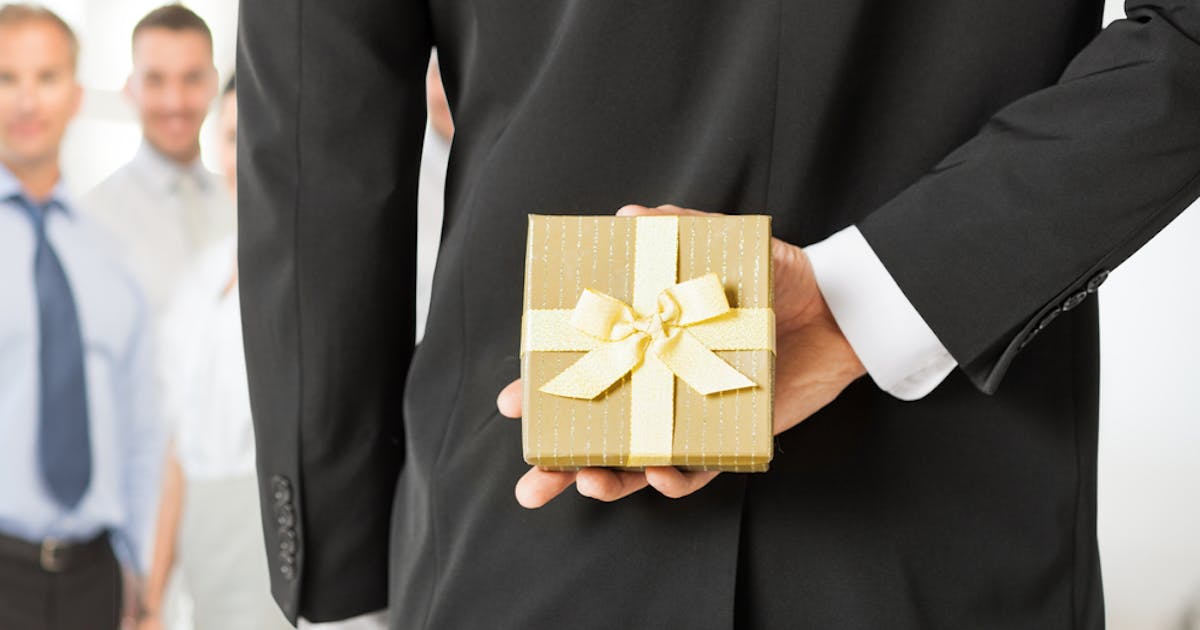 異動 プレゼント 上司 転勤・異動・退職する人へのプレゼント……贈り物マナー [ビジネスマナー]