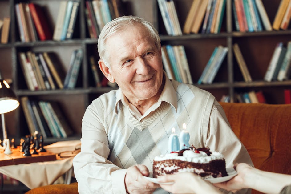 80歳の傘寿祝いでおすすめのプレゼント 父親や祖父に喜ばれる人気ギフト特集 Smartlog